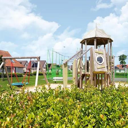 In Near Sint-andre Beach, Cleaning Included Ferienhaus