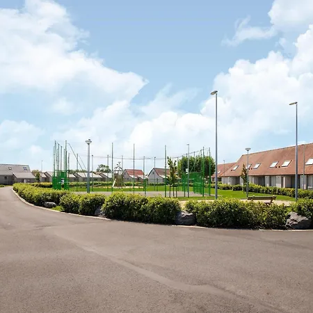 Holiday home In With Terrace, Cleaning Included Koksijde