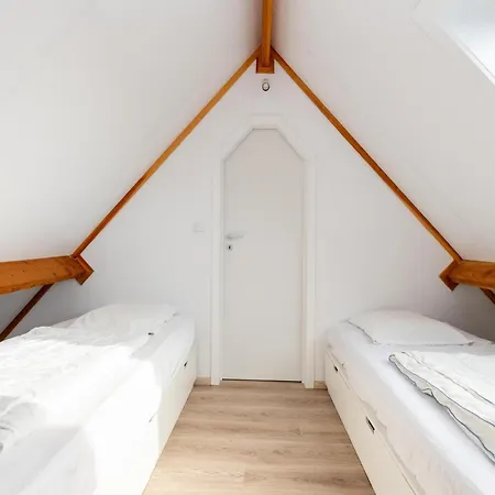 In Near Sint-andre Beach, Cleaning Included *
